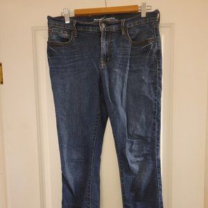 Old Navy Original Mid-Rise, Size 8 Short